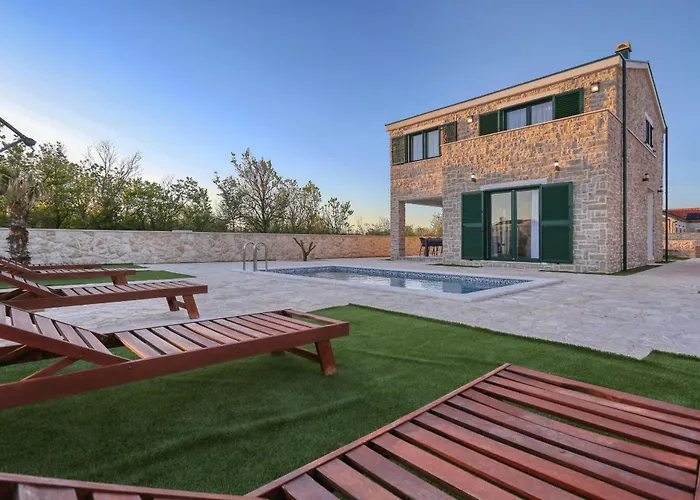 Villa Privdate