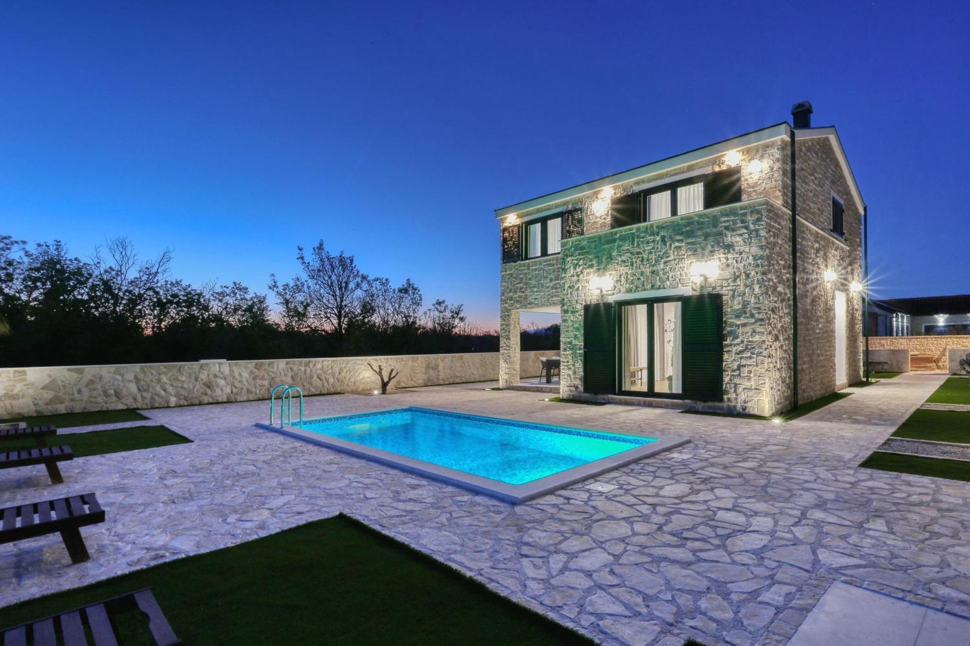 Privdate * Privlaka (Zadar)