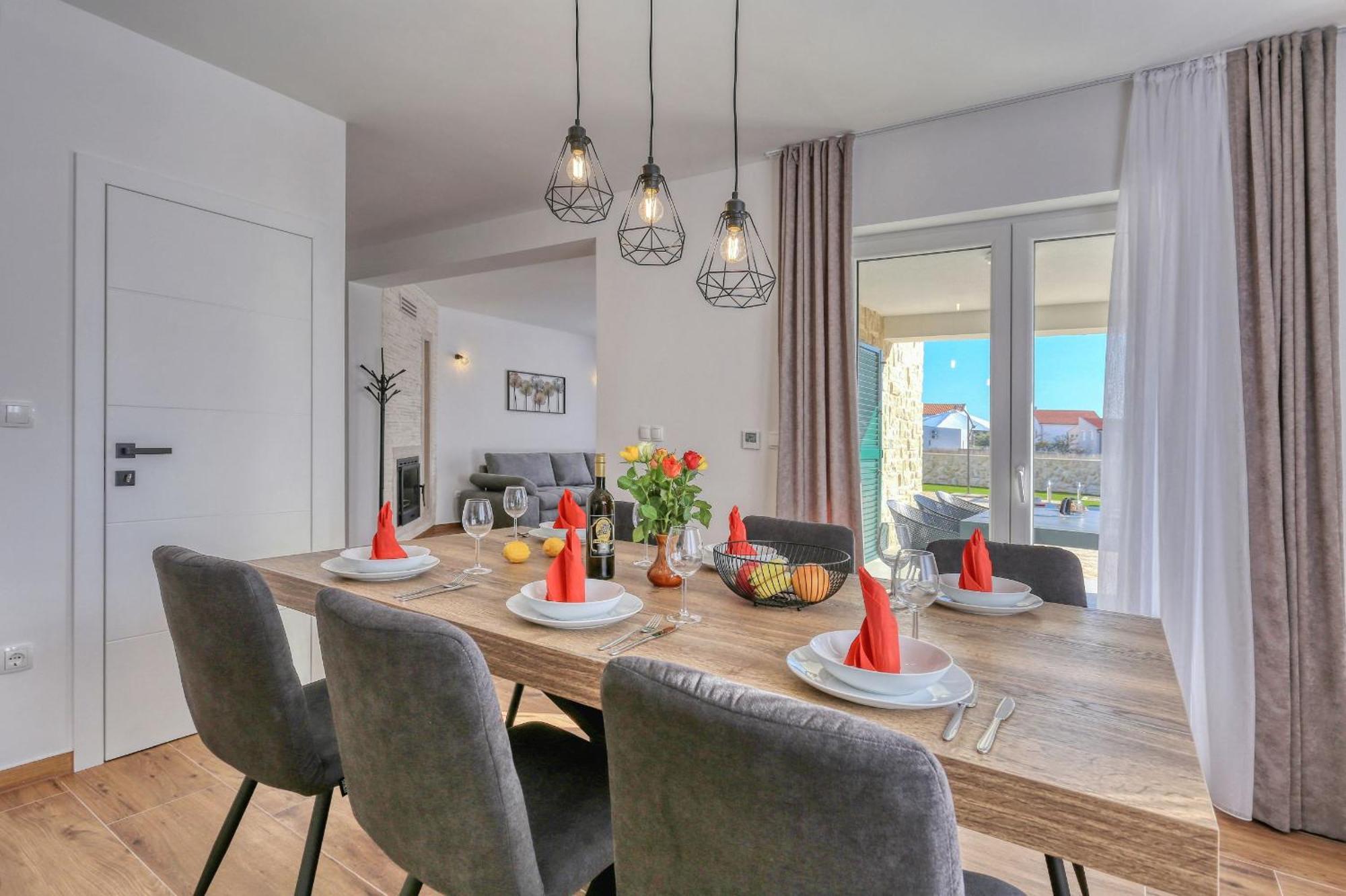 Privdate Villa *
